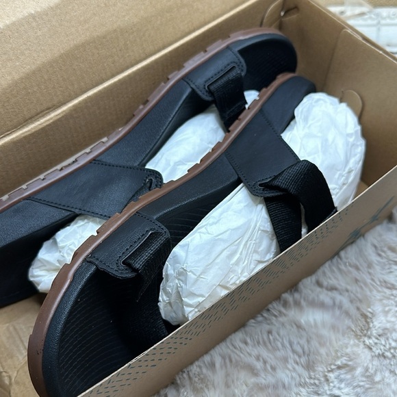 Chaco | LowDown Slide in Black, Size 12 NWT main image 6